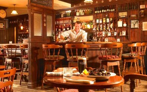 Bar (en la propiedad)