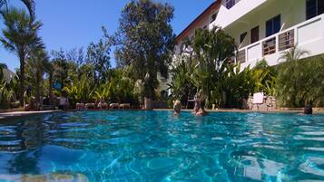 Udendørs pool