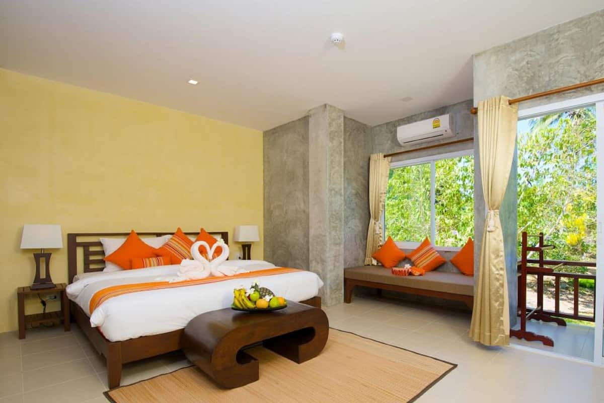 Superior Room Double Bed   | 객실 내 금고, 무료 WiFi, 각각 다른 스타일의 인테리어, 침대 시트