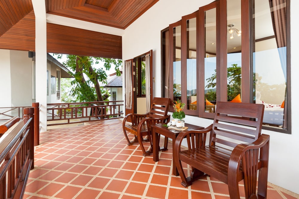 Ban's Diving Resort by null