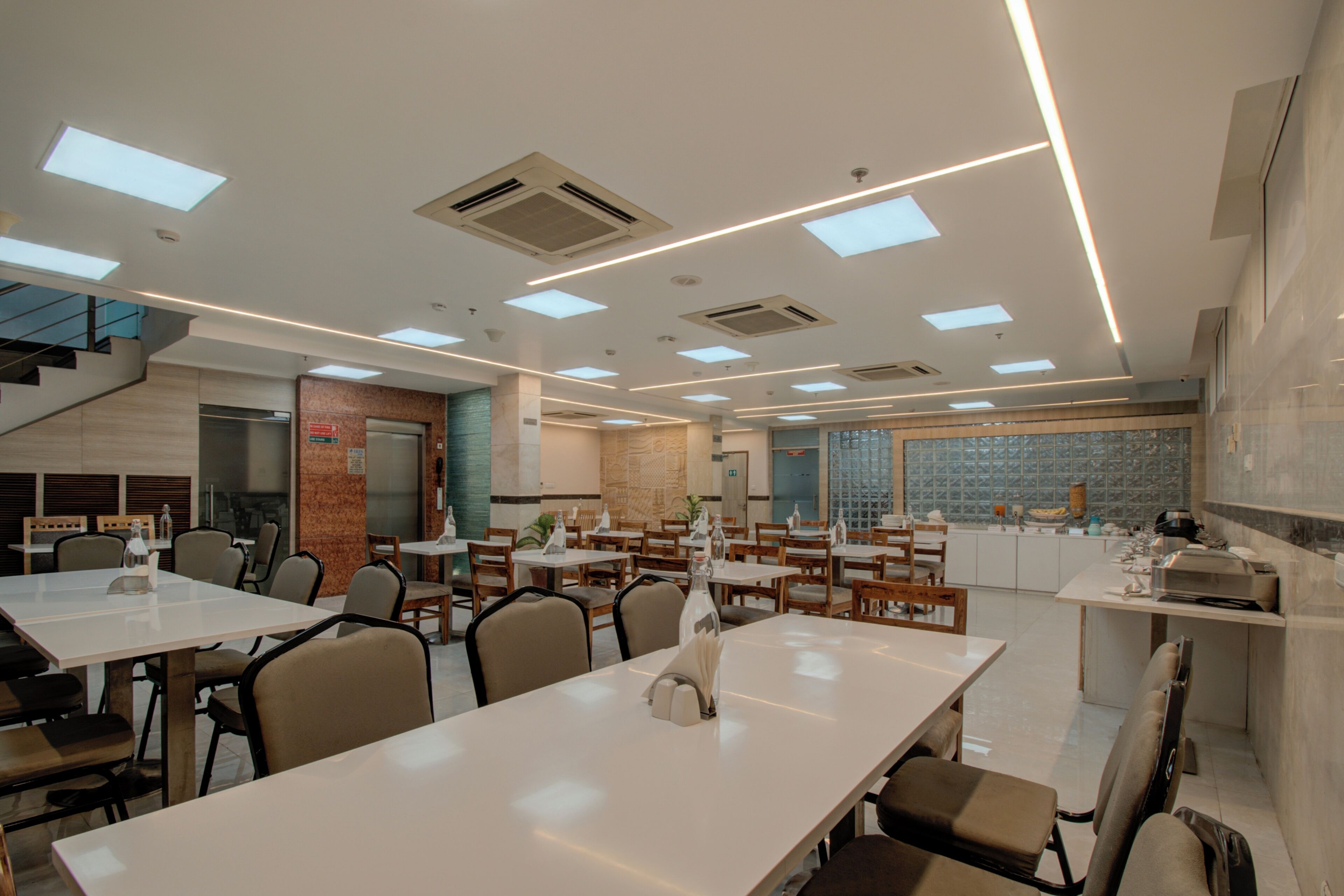 Photo - Iris Park Hotel New Delhi