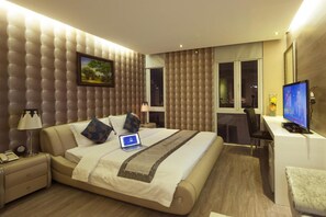 Premium Double Room | Minibar, in-room safe, individually furnished, desk - Sunflower Luxury Hotel (Ho Chi Minh City)