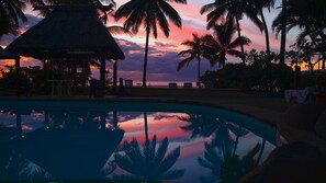 On the beach, sun loungers, beach umbrellas, beach towels - Aquarius on the Beach (Nadi)