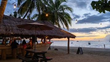 Beach bar