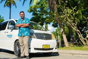 Airport shuttle - Aquarius on the Beach (Nadi)