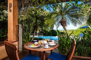 Breakfast and dinner served  - Hotel Luna Azul (Cuajiniquil)