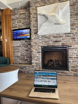 Reception hall - Hotel L'Oie des neiges (Levis)