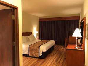 Privilege 1 King bed