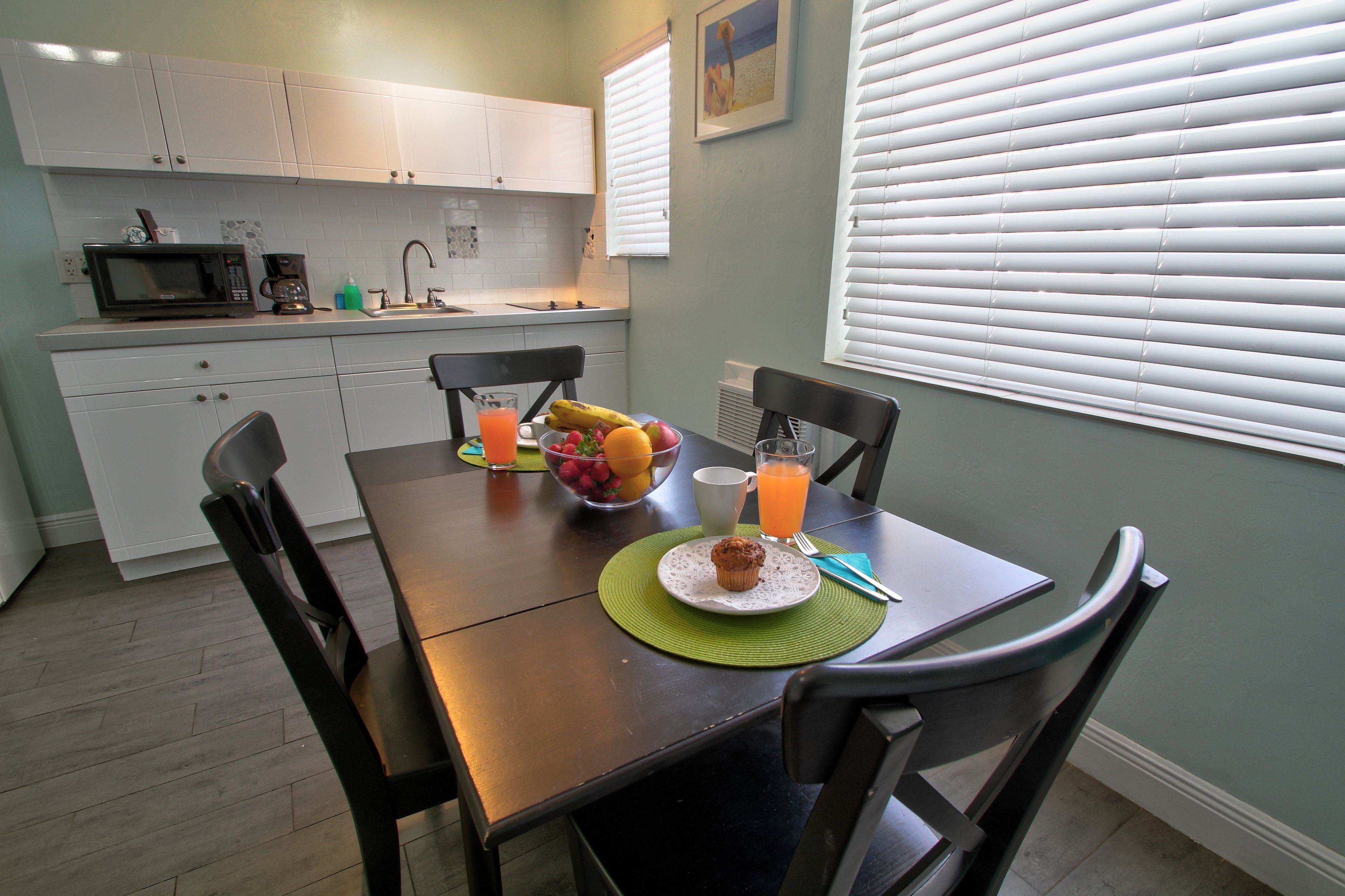 standard suite, 1 bedroom | individually decorated, individually furnished, iron/ironing board