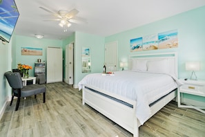 Standard Room, 1 Queen Bed