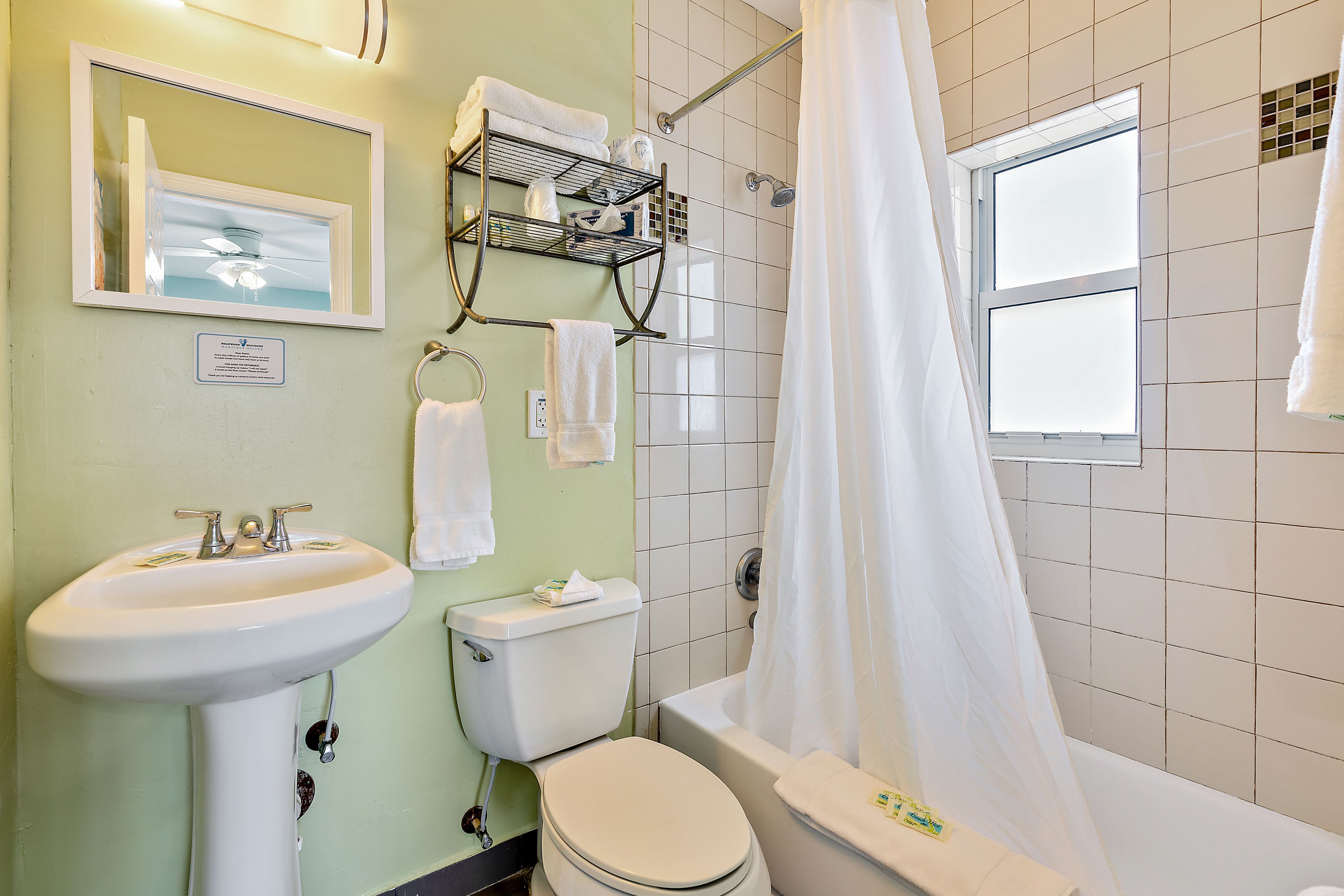 standard suite, 1 bedroom | individually decorated, individually furnished, iron/ironing board