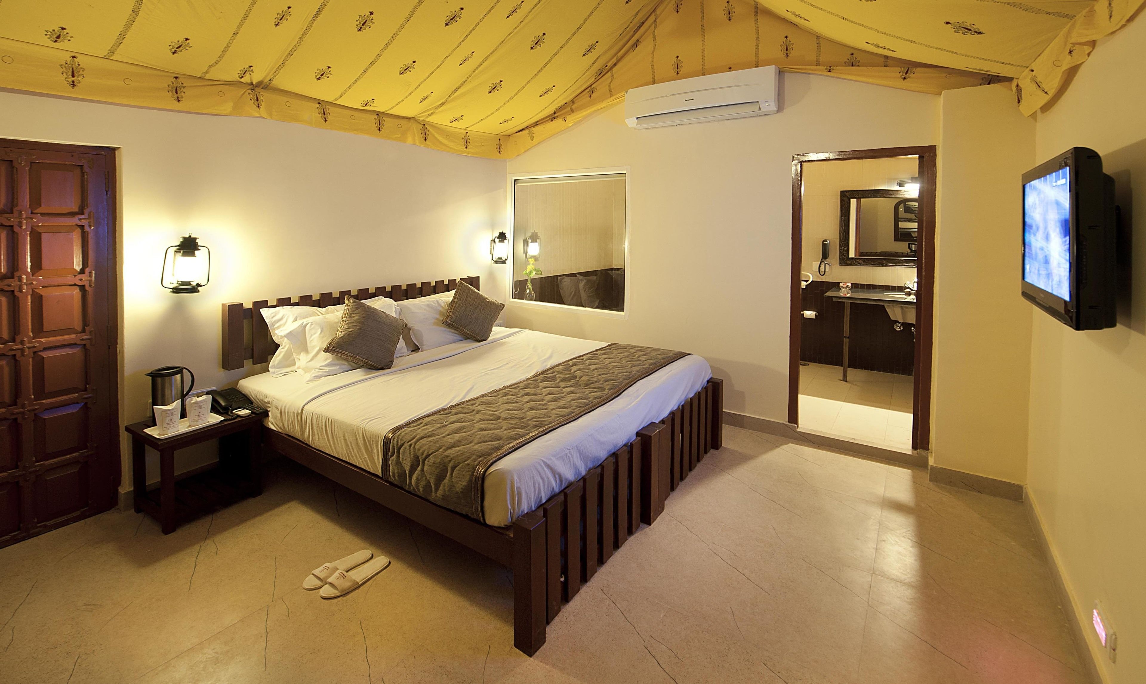 Tent, 1 King Bed | Premium bedding, memory-foam beds, minibar, in-room safe