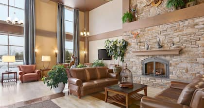 Days Inn by Wyndham Levis