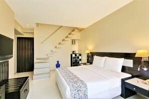 Executive Room | Premium bedding, in-room safe, desk, free WiFi