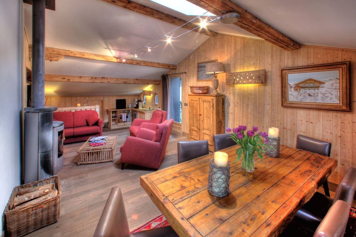 villa (appartement du village) | living area | lcd tv, dvd player, ipod dock