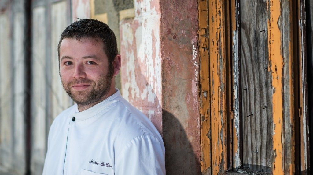 breakfast, lunch, dinner served; french cuisine