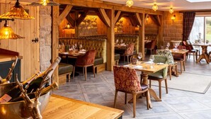 Breakfast, lunch and dinner served  - Peak Edge Hotel (Chesterfield)