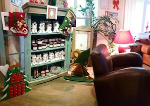 Gift shop