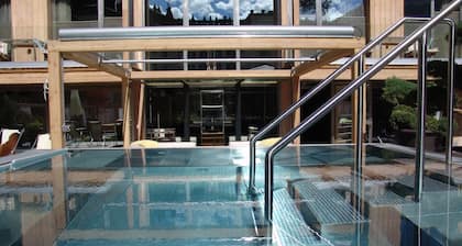 Backstage Boutique Hotel