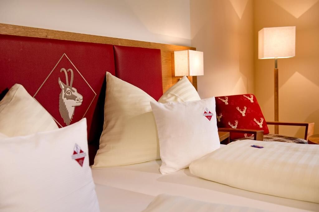 1 bedroom, premium bedding, pillow-top beds, in-room safe