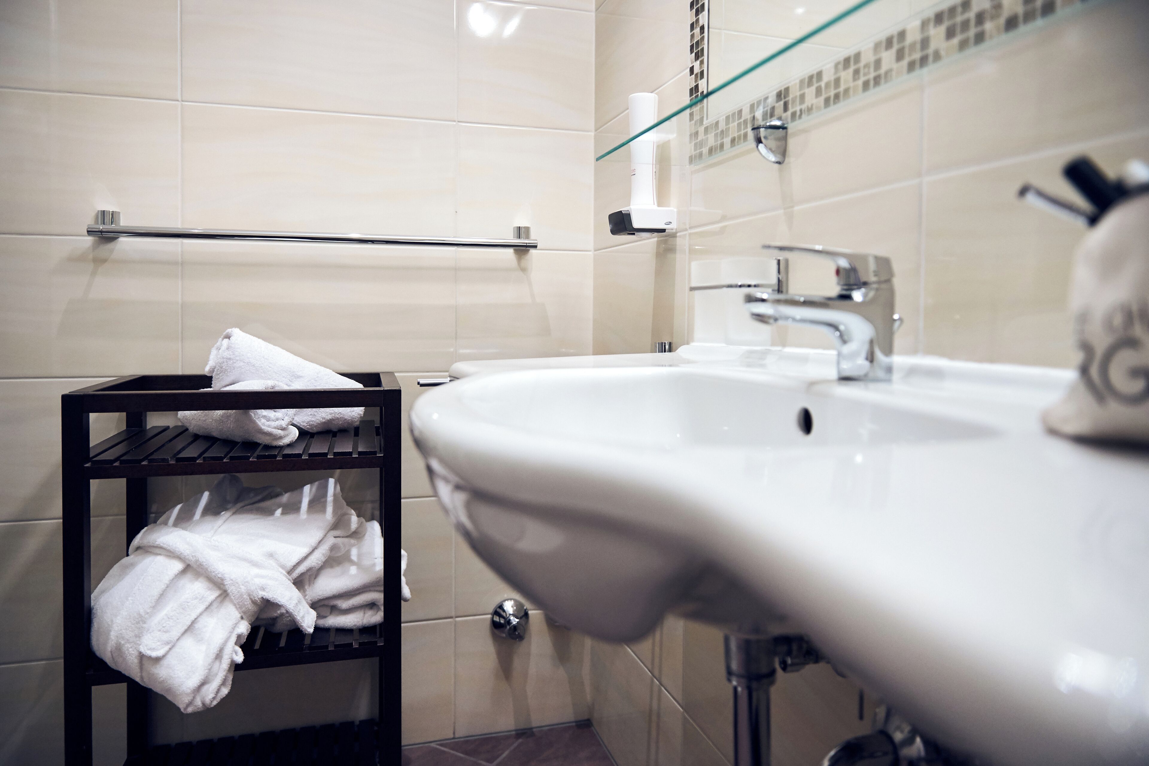 shower, free toiletries, hair dryer, bathrobes