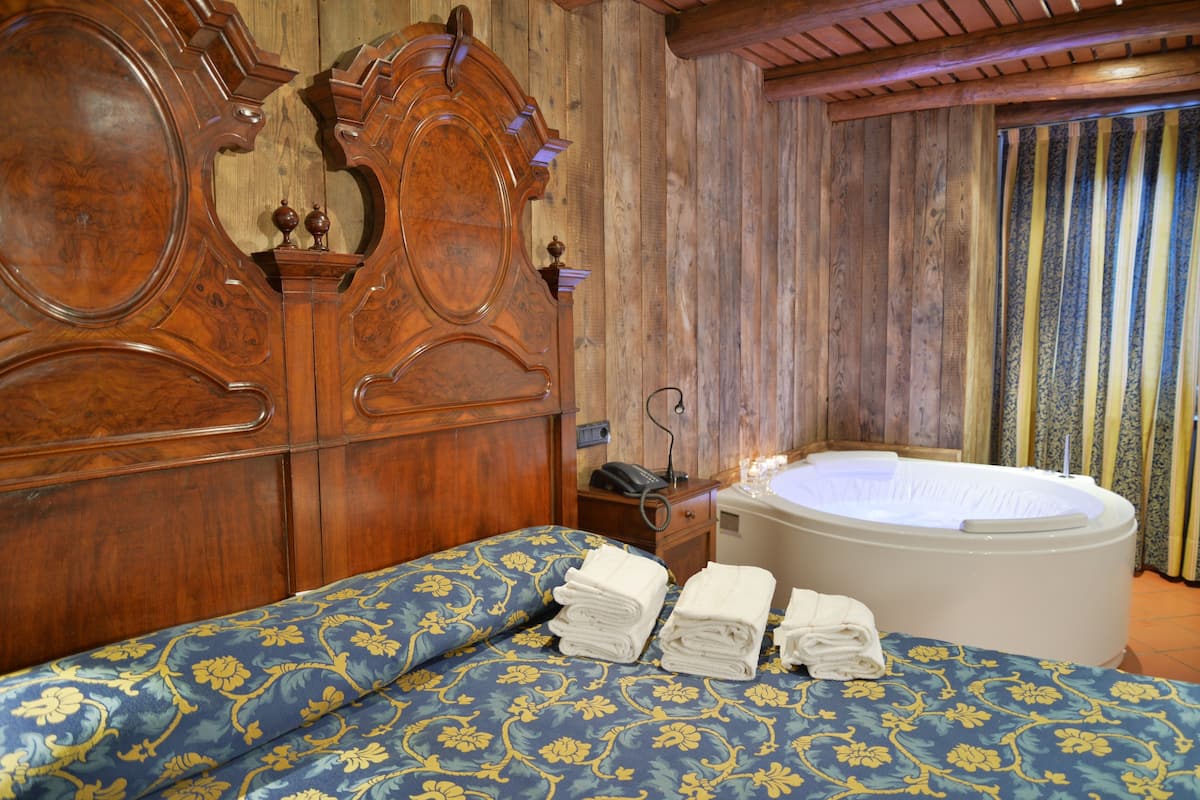 Suite, bain à remous