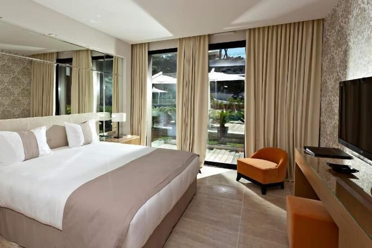 Minibar, coffres-forts dans les chambres, chambres insonorisées