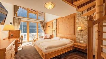 Family Room, 2 Bedrooms, Balcony (Zirben) | Hypo-allergenic bedding, in-room safe, individually decorated