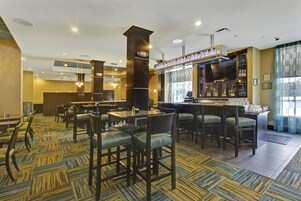 Bar (en la propiedad)