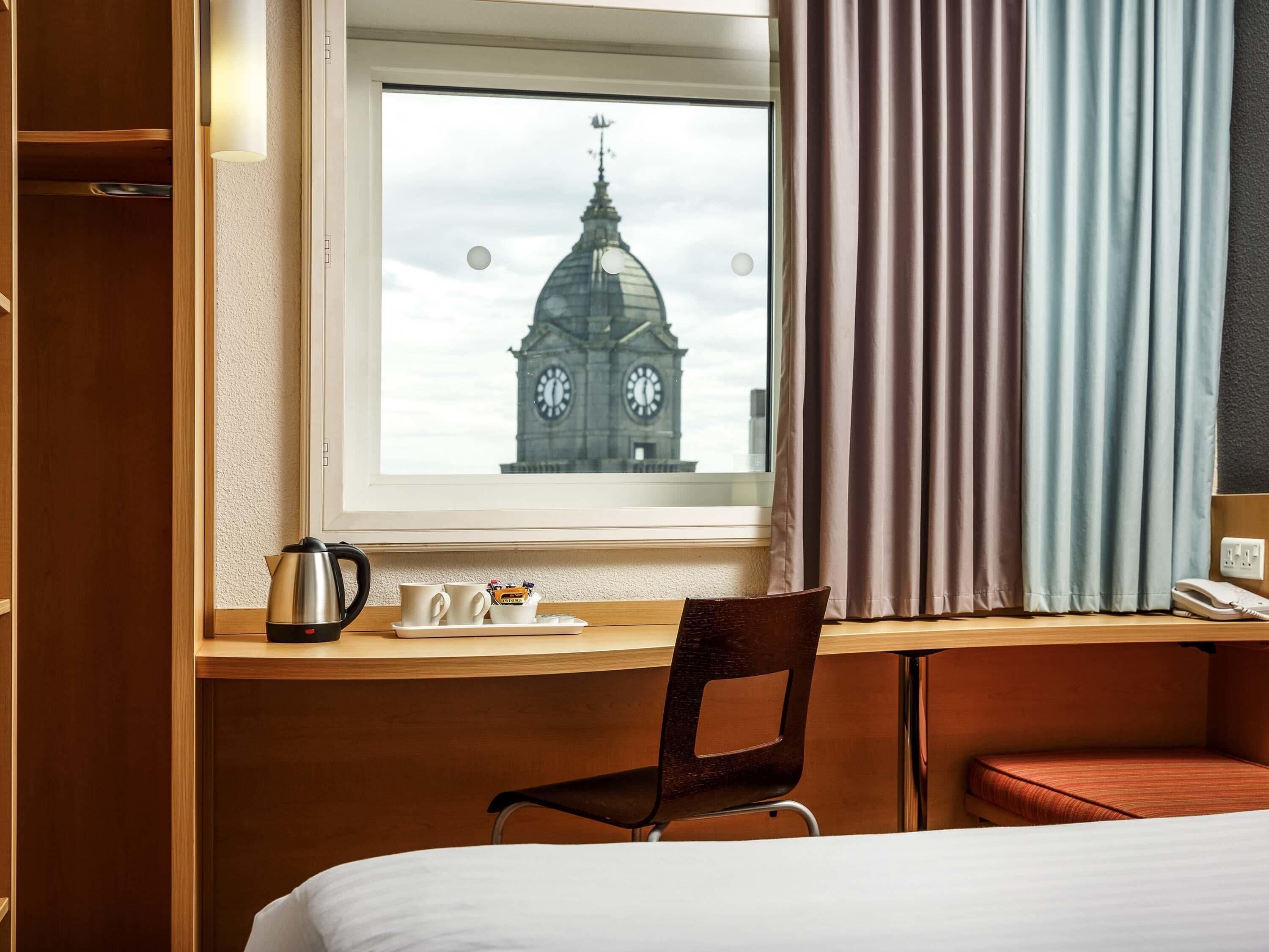 Room, 1 Double Bed | Desk, free cots/infant beds, free WiFi, bed sheets