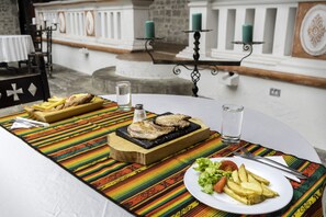 Food and drink - Golden Rest Ecuador (Latacunga)