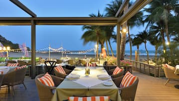 Breakfast, lunch, dinner served; international cuisine, beach views