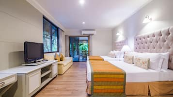 Seafront Two-Bedroom Suite | 1 bedroom, in-room safe, soundproofing, iron/ironing board