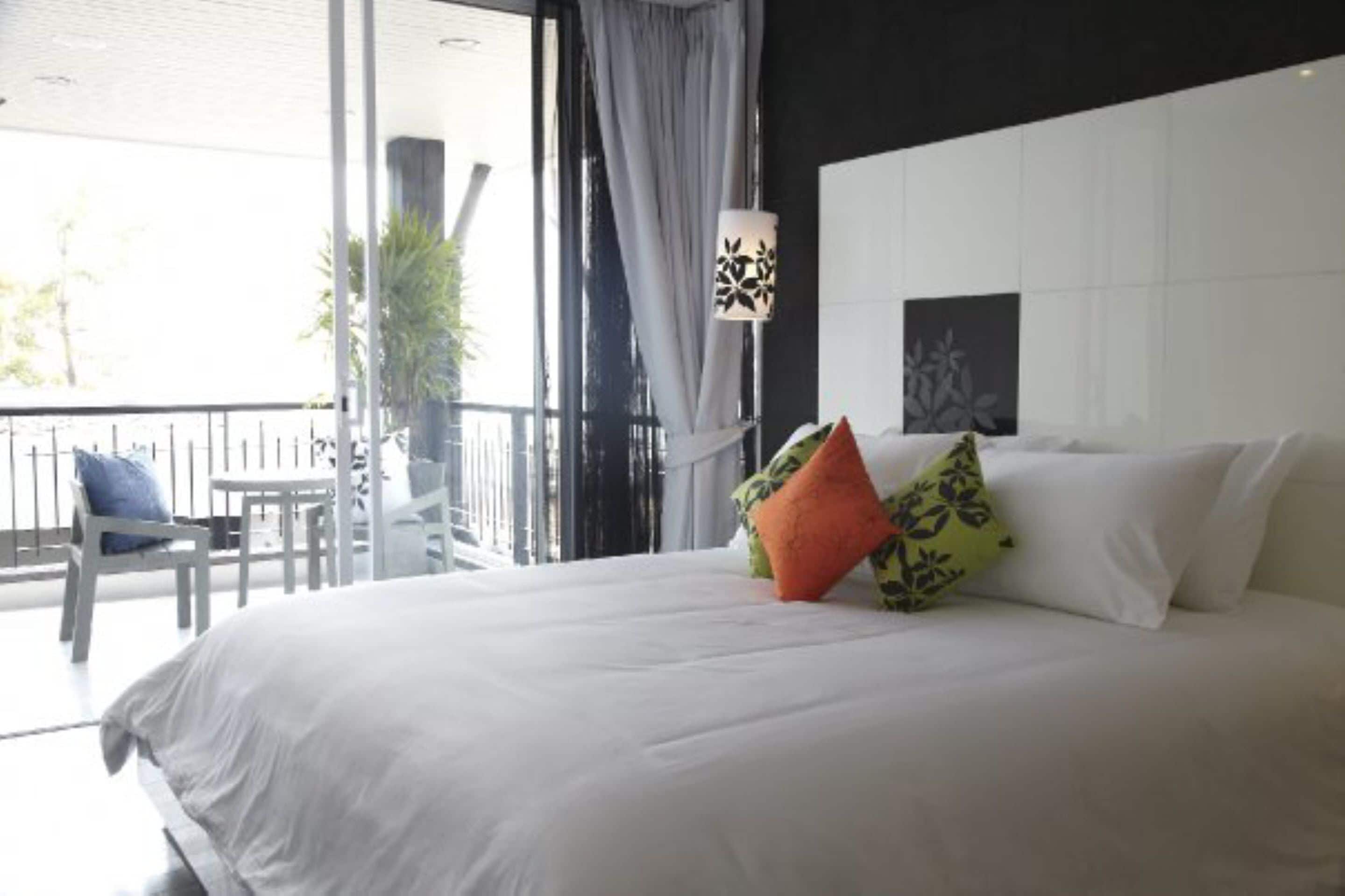 the sea spirit | premium bedding, minibar, in-room safe, individually decorated