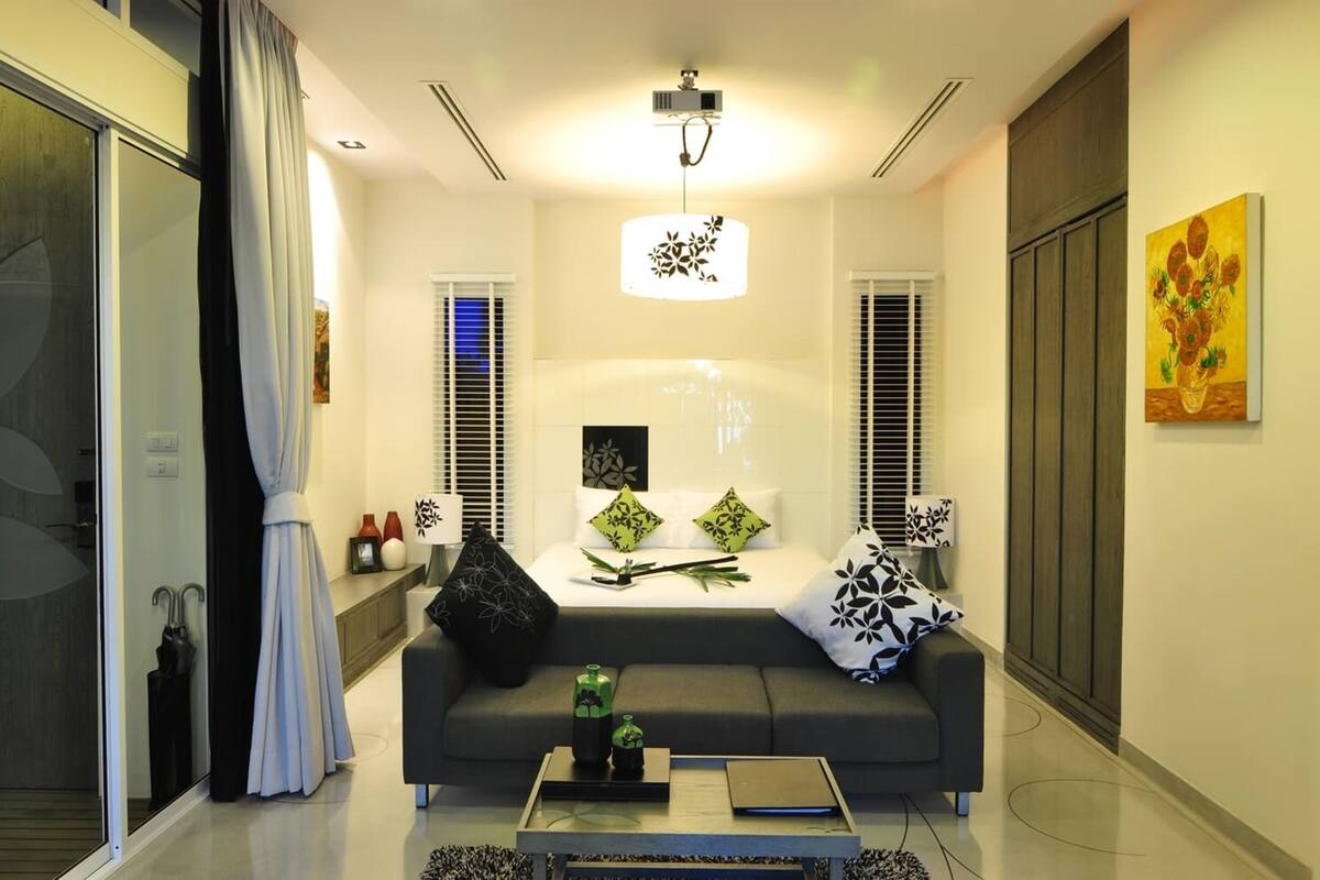 Phòng Tiêu chuẩn | Bộ đồ giường cao cấp, minibar, két bảo mật tại phòng, bàn 