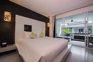 Ropa de cama de alta calidad y minibar 