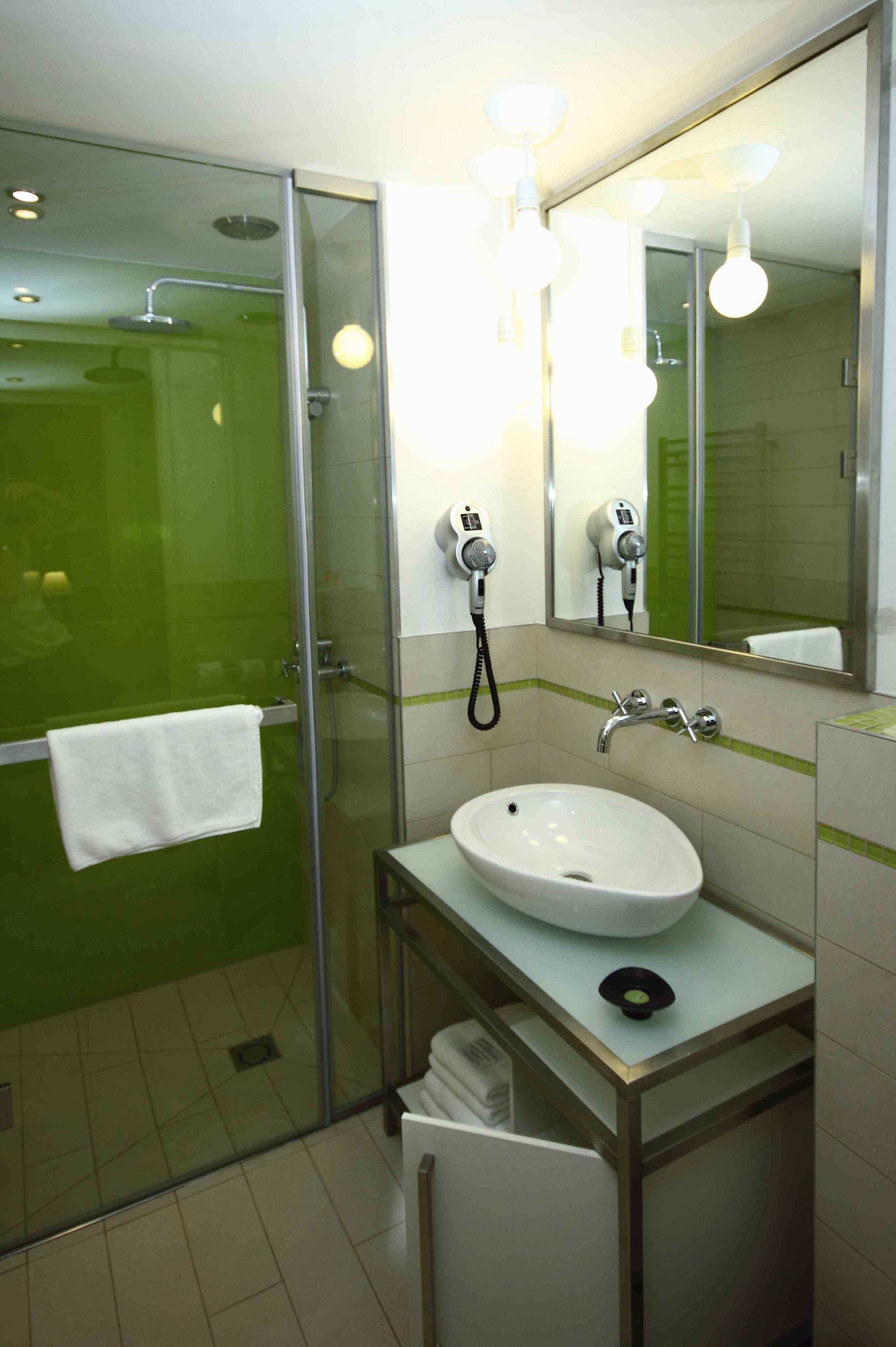 1 bedroom, in-room safe, individually furnished, desk