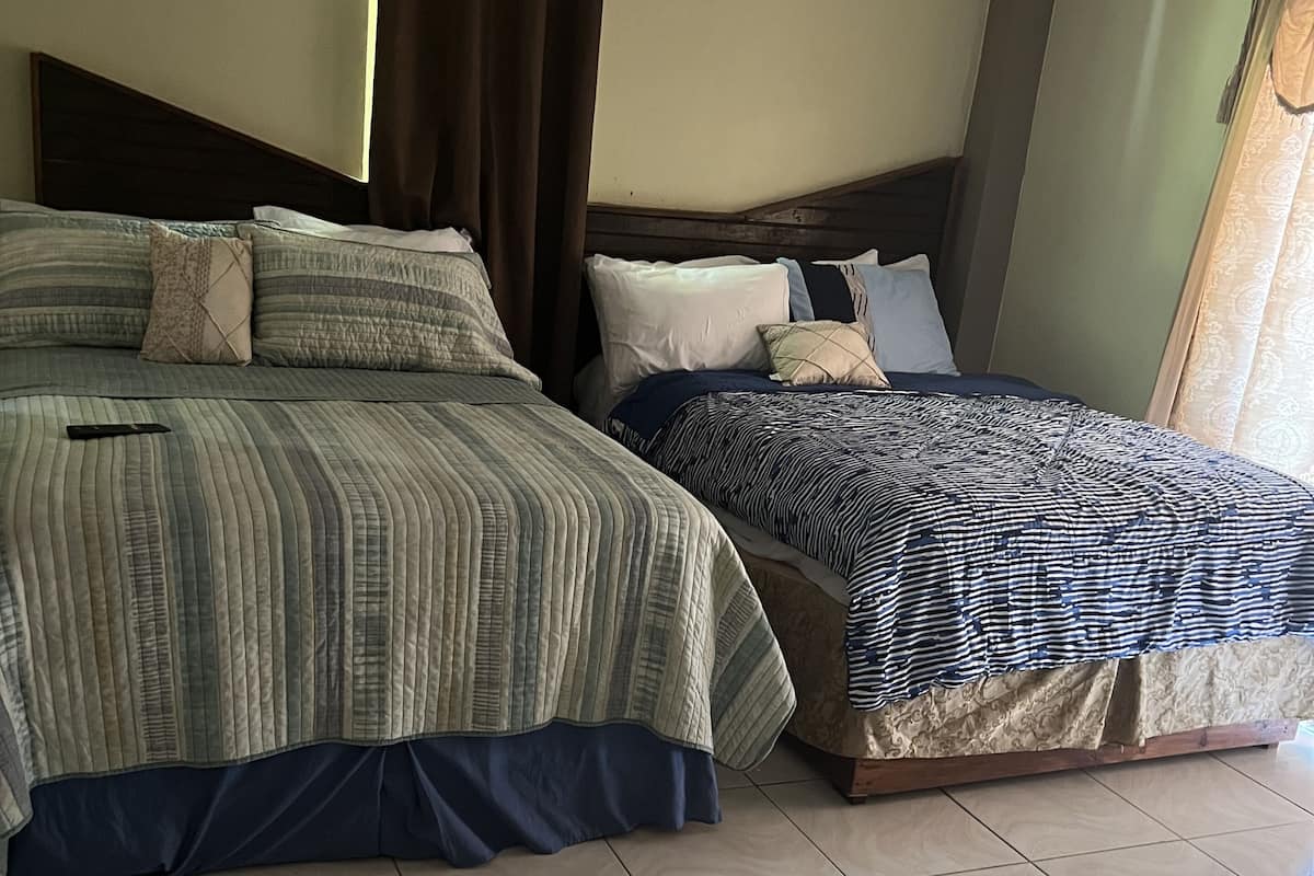 Luxe beddengoed, donzen dekbedden, Tempur Pedic-bedden