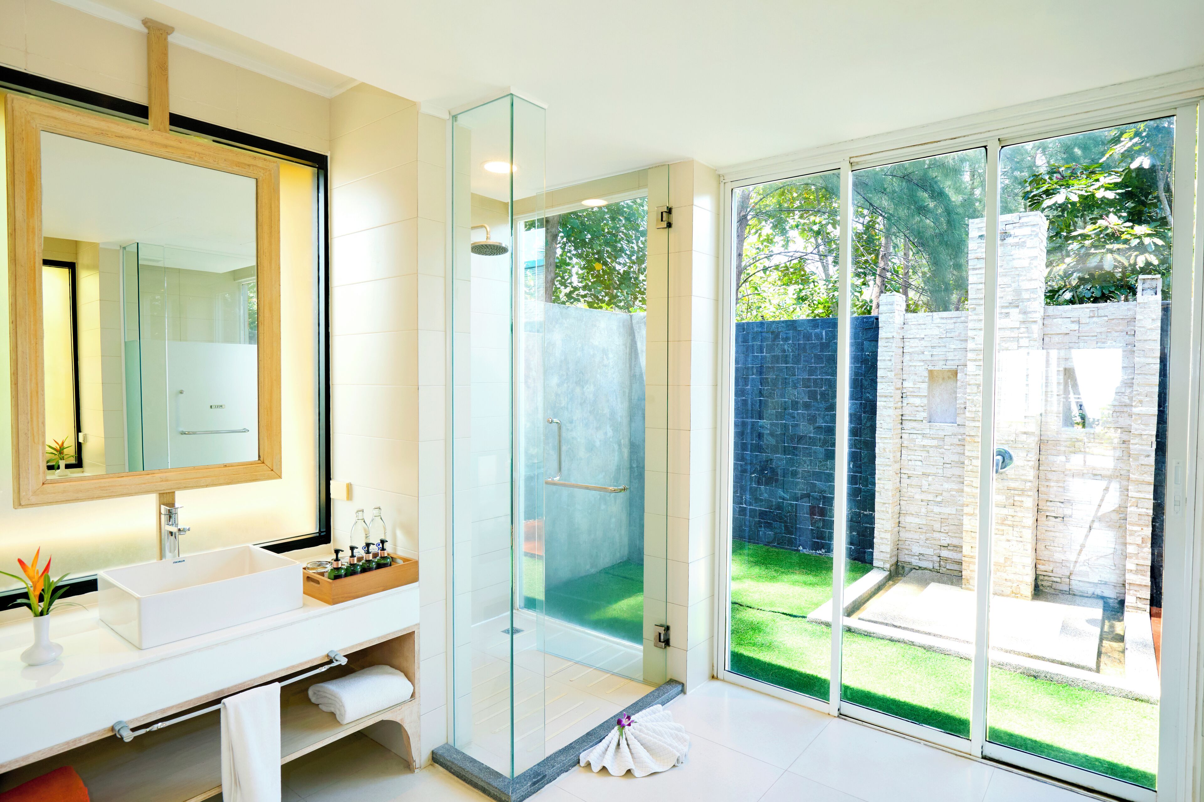 villa,1bedroom | bathroom | shower, rainfall showerhead, free toiletries, hair dryer