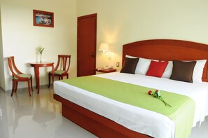 Chambre Standard, 1 très grand lit