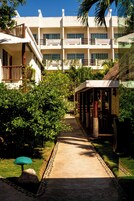 Fachada de la propiedad