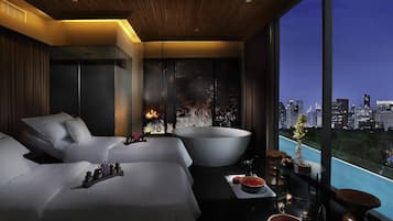 Sauna, hot tub, steam room, body treatments, aromatherapy