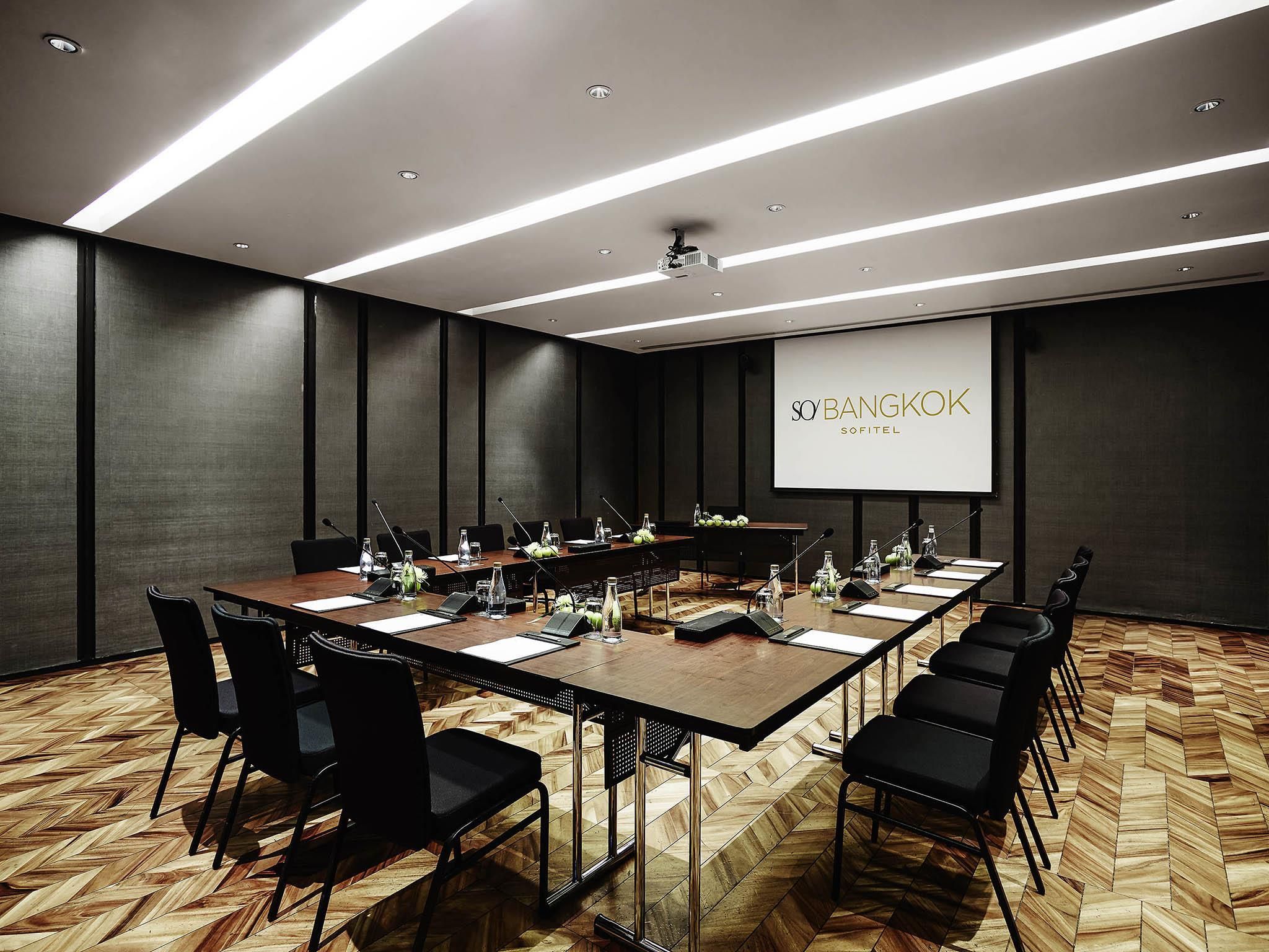 Meeting facility