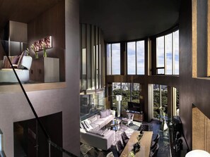 Signature Suite, Park View (SO VIP Duplex) | Premium bedding, free minibar, in-room safe, individually decorated