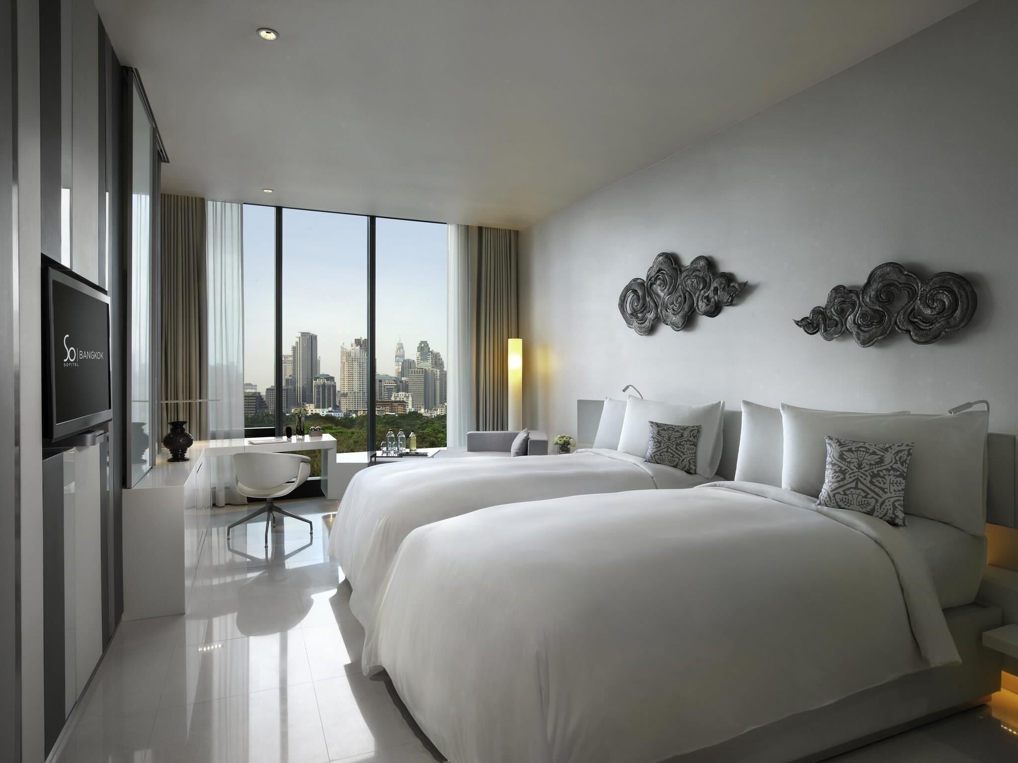 Twin Room, 2 Twin Beds (SO Comfy) | Premium bedding, minibar (free items), in-room safe, desk