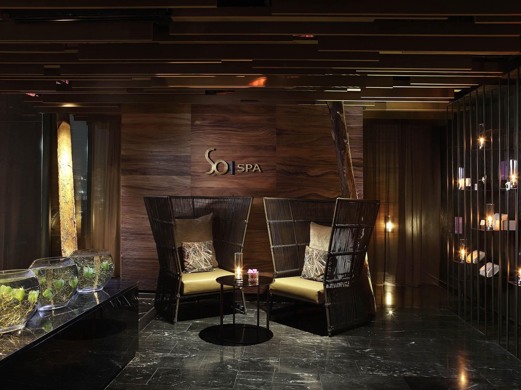 Sauna, hot tub, steam room, body treatments, aromatherapy