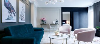 Queen Boutique Hotel