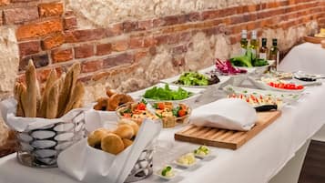 Petit-déjeuner buffet compris tous les jours