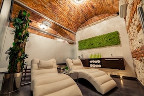 Espace de soins pour les couples, sauna, soins corporels