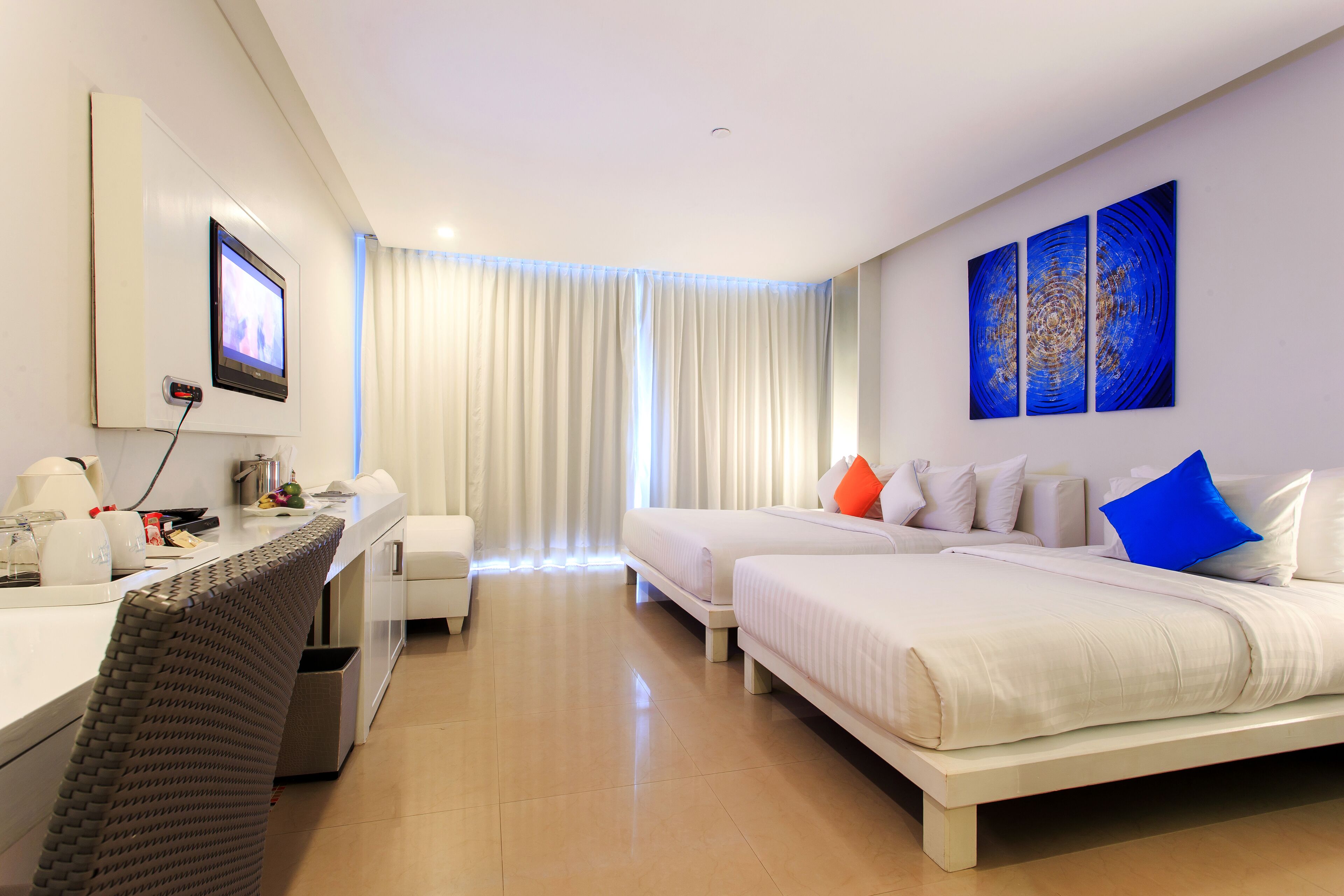 Premium bedding, Select Comfort beds, minibar, in-room safe